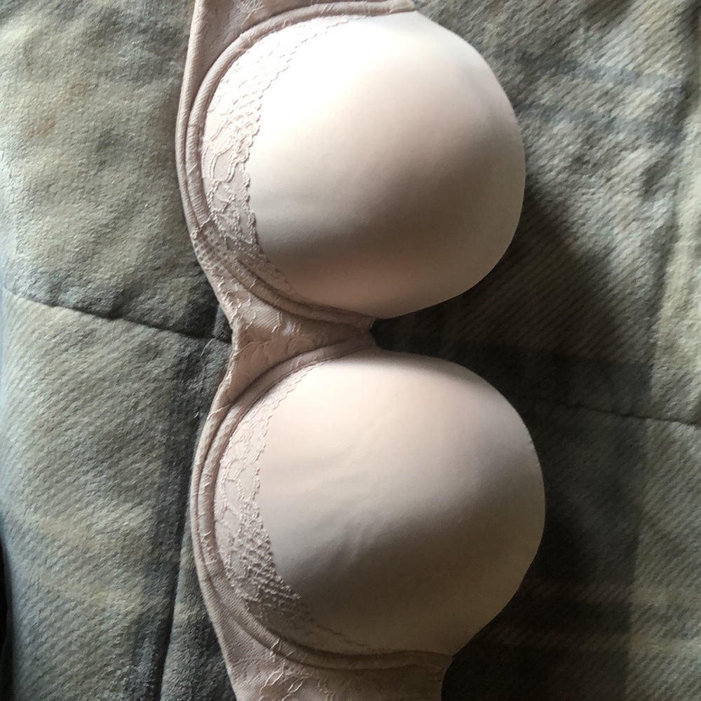 Strapless bra